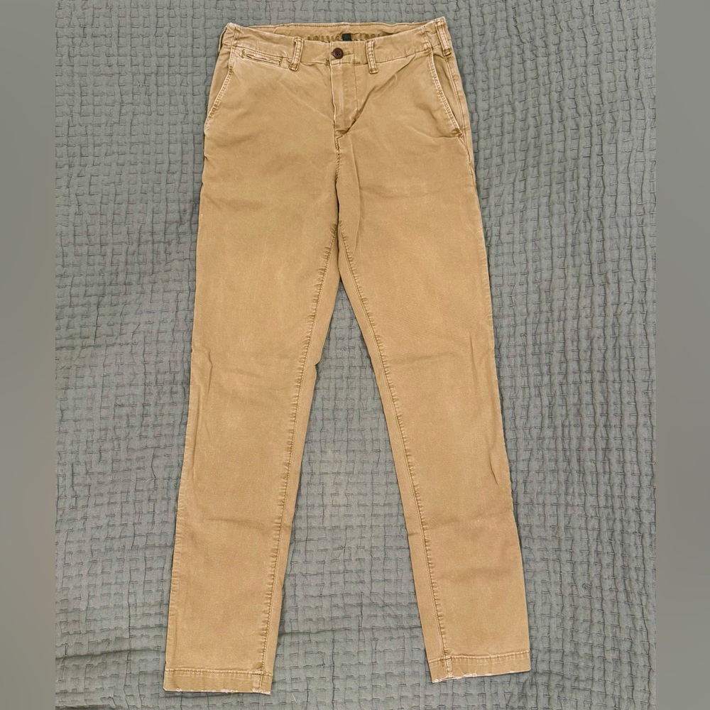 American Eagle Mens Slim Lived-in Khaki Chino Tan Pants